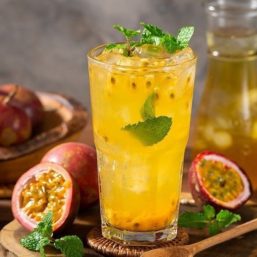 Các Món Ăn Về Chanh Dây – 15 Công Thức Thơm Ngon, Dễ Làm Và Giàu Dinh Dưỡng Trà chanh dây thơm mát với hương vị chua ngọt tự nhiên